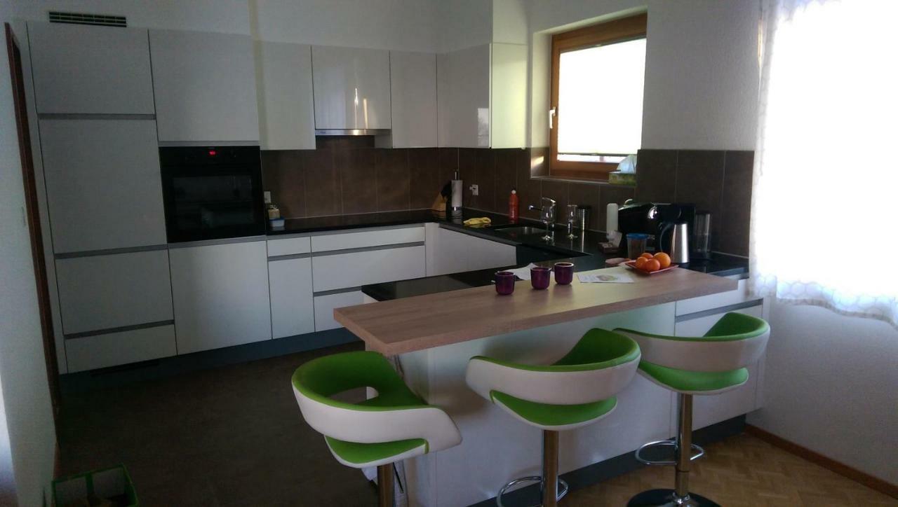 La Petite Fleur Apartman Enges Kültér fotó